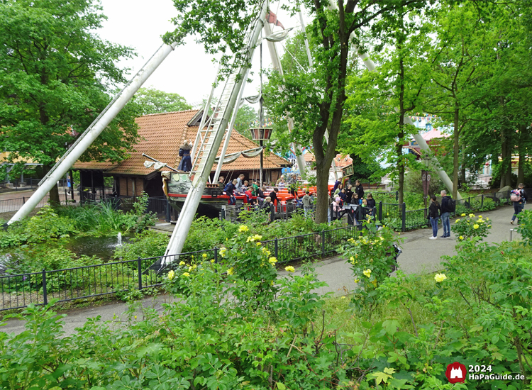 Alter Jahrmarkt - Schiffschaukel