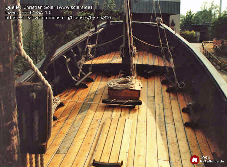 Caravelle Niña - Schiffsdeck am Showtheater