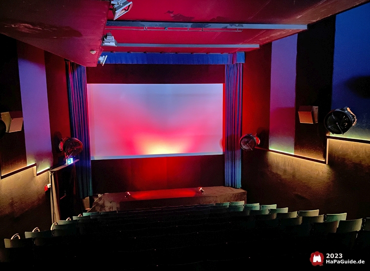 Cinema Fantastico - Saal und Leinwand