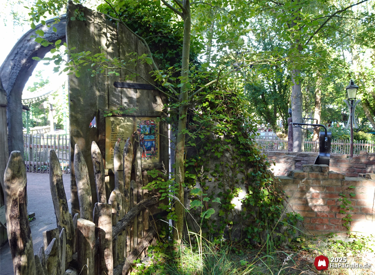 Flucht von Novgorod - Rückseite Eingangstor