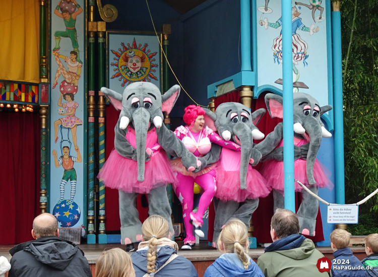 Schaubudenzauber - Ballett Elefanten