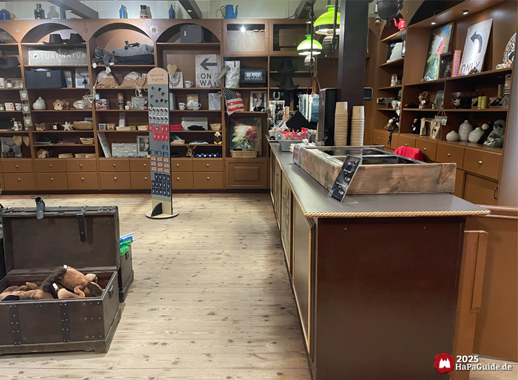 Dr. Kaufmann's General Store - Blick in die hölzerne Einrichtung