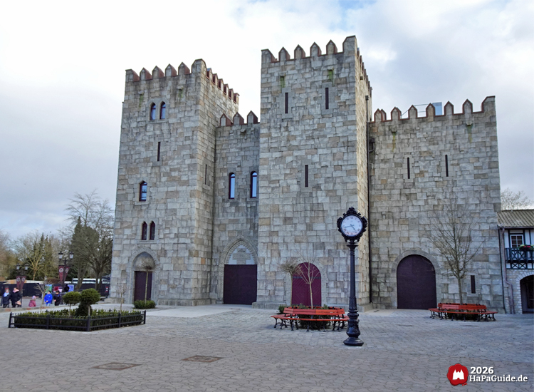 Großprojekt 202X - Frontansicht des Palcio de Braga im März 2026