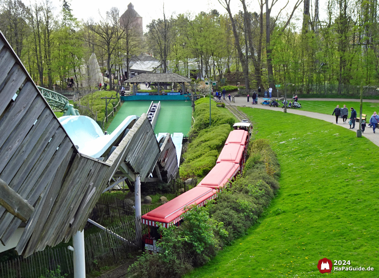 Hansa-Park Express - Fahrt entlang Barracuda Slide