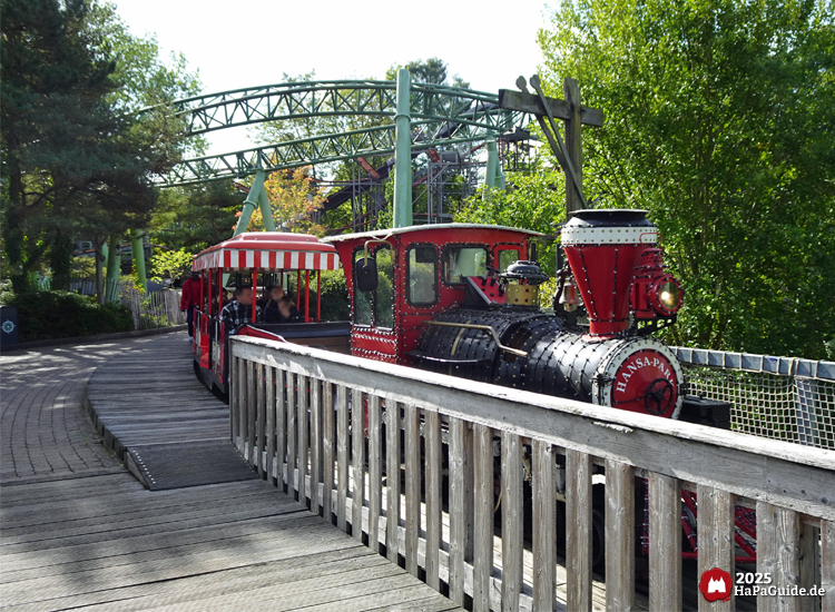 Hansa-Park Express - Im Bahnhof Wikingerland