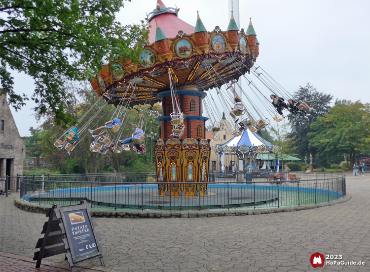 Hanse-Flieger - Drehend vor Carrousel Baltique