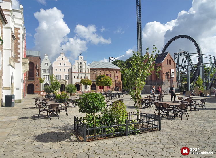 Hanse in Europa - Außenterrasse Restaurant Weltumsegler