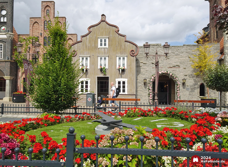 Hanse in Europa - Visby hinter der Blumenuhr