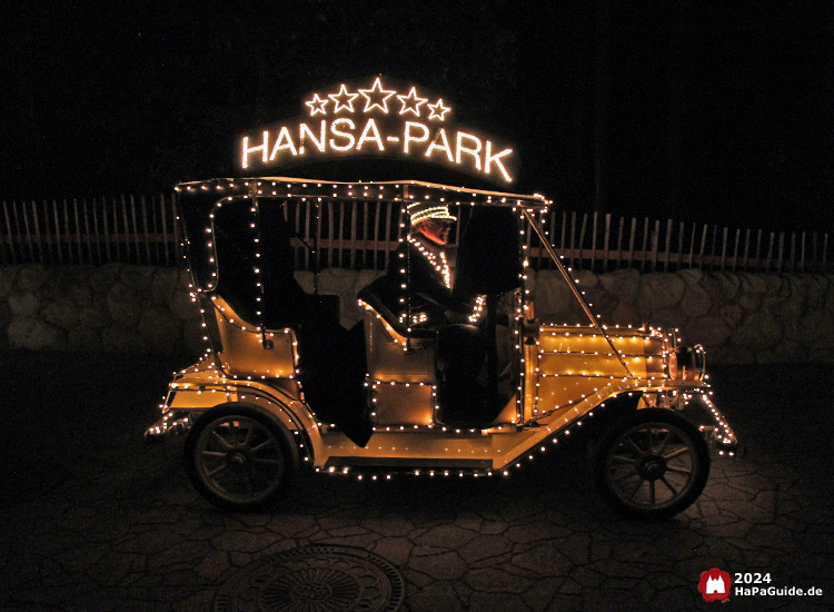 Herbstzauber am Meer - Lichterparade Oldtimer mit Hansa-Park Schriftzug