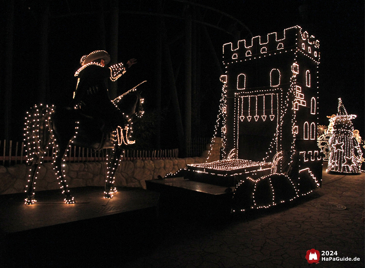 Herbstzauber am Meer - Lichterparade Kärnan Turm von hinten