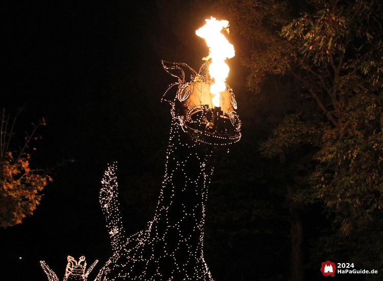 Herbstzauber am Meer - Lichterparade Nessie speit Feuer