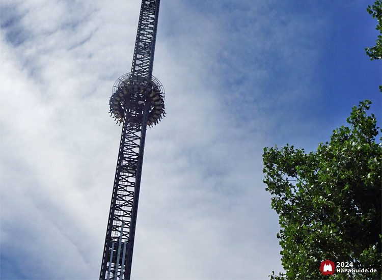 Highlander - Gyro Drop Tower