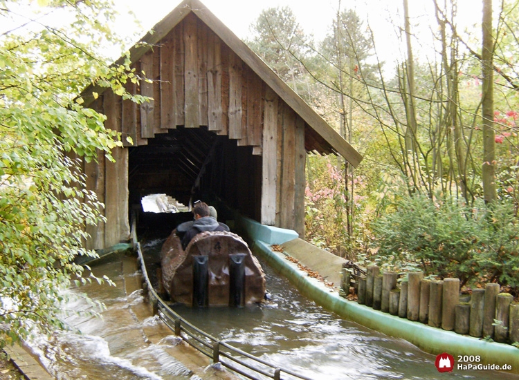 Holzfällerlager - Durchfahrt Wildwasserfahrt