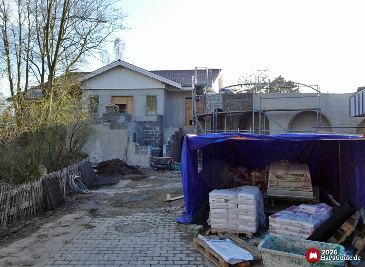 Neuheiten 2026 - Bau des Bahnhofsgebäudes beim Cornwall Coaster