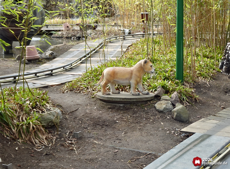 Neuheiten 2026 - Löwenbaby innerhalb der Safari-Jeeps