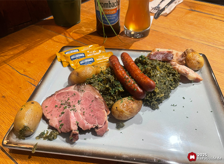 Restaurant Weltumsegler - Holsteiner Grünkohlteller zum Herstzauber am Meer