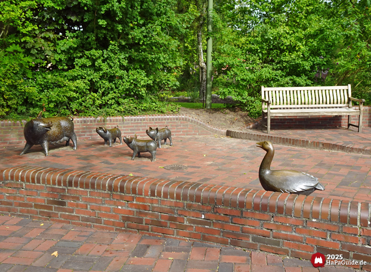 Waffelbackstube - Hoftiere zwischen rotem Backstein