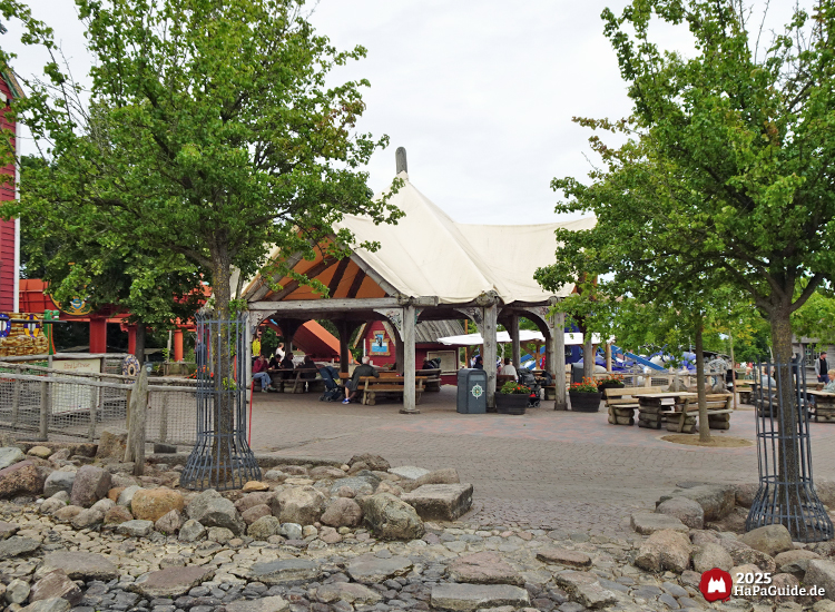 Wikingerland - Thing-Platz zwischen zwei Bäumen